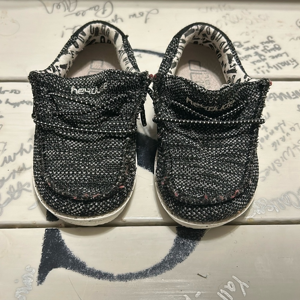 Hey Dude size 8 toddler shoes *worn once*